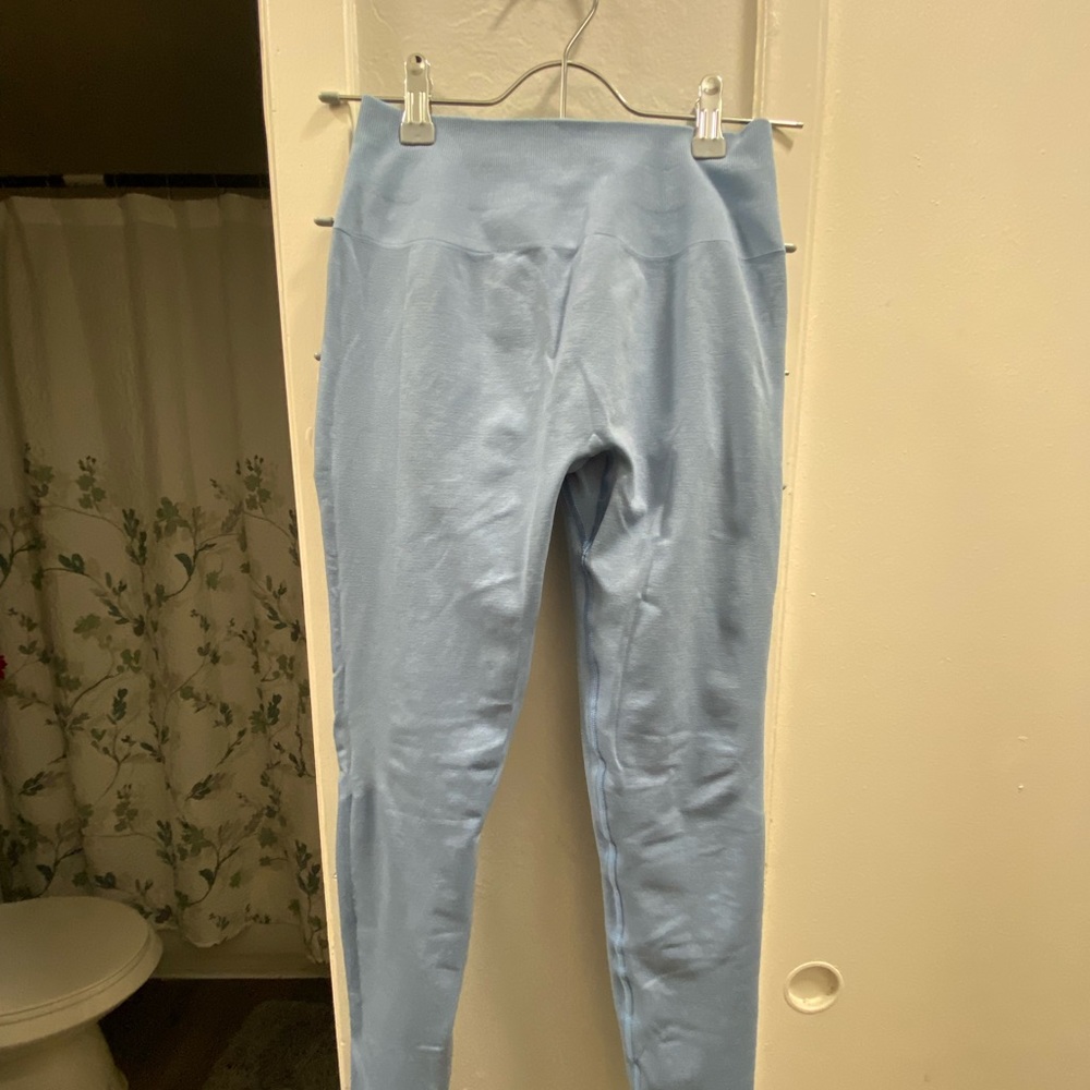 Alphalete Amplify Medium Sky Blue Leggings